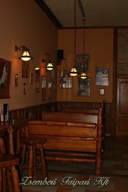Center söröző Csongrád - 03.jpg